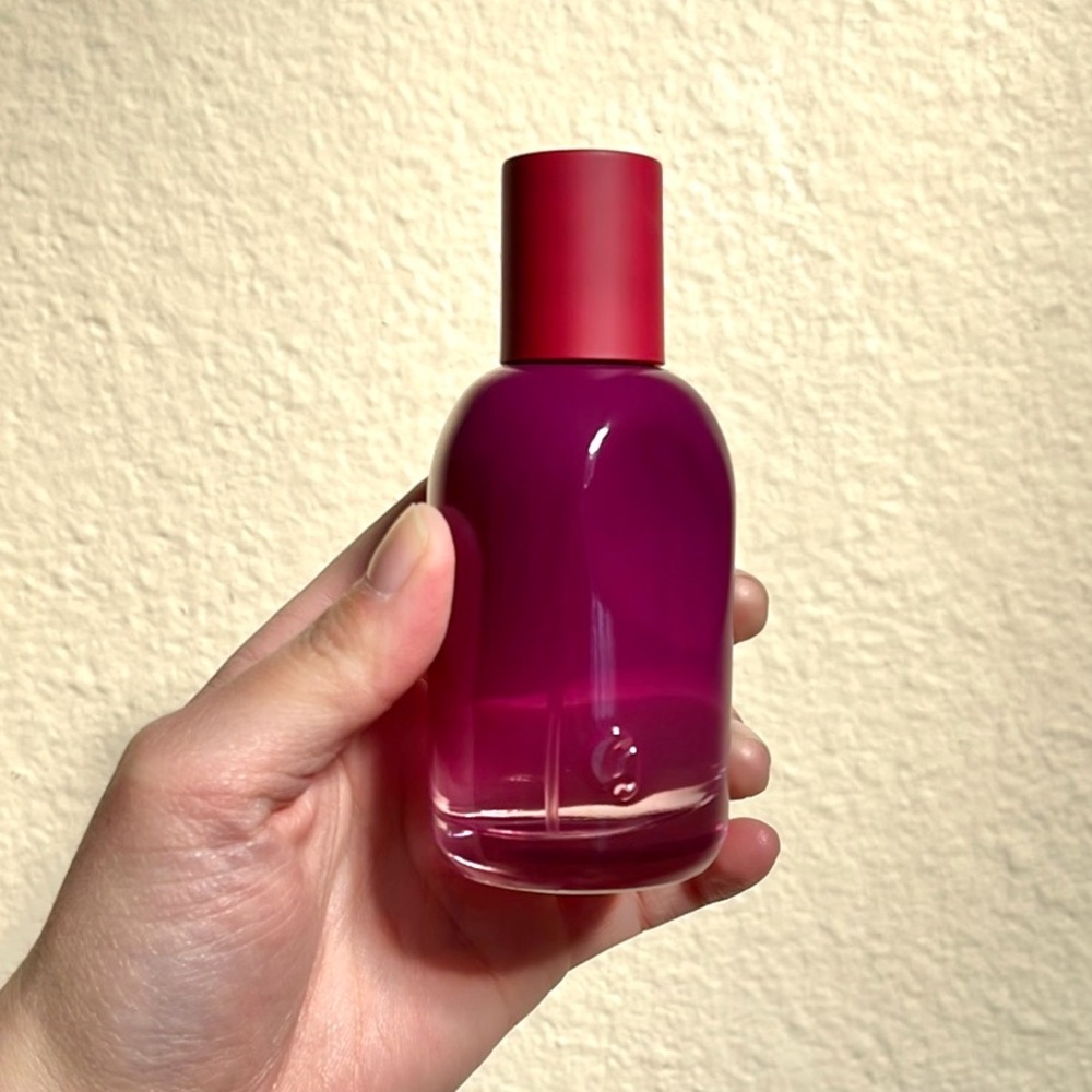 Glossier You Reve Perfume